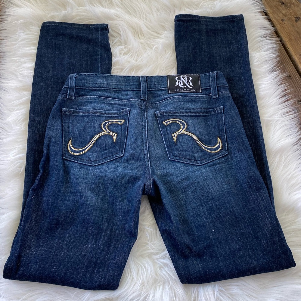 ~Rock & Republic~ Stella straight leg dark jeans.